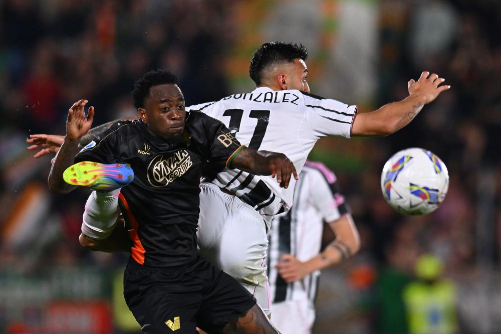 球迷：这队真的值得所有掌声